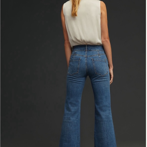 NWT- PILCRO RETRO HIGH RISE FLARE JEANS SIZE 32 - Picture 2 of 4